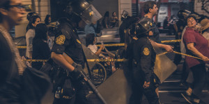 Beitragsbild des Blogbeitrags Peru: Opfer von Polizeigewalt fordern Gerechtigkeit und Entschädigung 