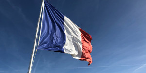 Beitragsbild des Blogbeitrags „Hau ab, Frankreich“