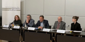 Beitragsbild des Blogbeitrags Der Ukrainekrieg und die Medien (Podiumsdiskussion)