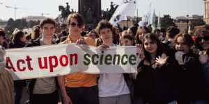 Beitragsbild des Blogbeitrags Erderwärmung eindämmen: Jugend fordert Klimaschutzmaßnahmen 