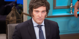 Beitragsbild des Blogbeitrags „Anarchokapitalist“ Javier Milei gewinnt Stichwahl in Argentinien