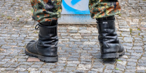 Beitragsbild des Blogbeitrags „Kriegstaugliches Mindset“ per Gesetz