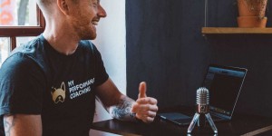 Beitragsbild des Blogbeitrags Selbstoptimierung & Mentale Fitness mit Patrick Thiele