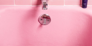 Beitragsbild des Blogbeitrags Silikonfugen im Bad erneuern