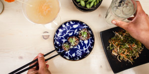 Beitragsbild des Blogbeitrags Diese Utensilien braucht man für authentische asiatische Speisen