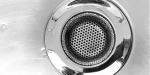 Beitragsbild des Blogbeitrags Rund um die Uhr im Einsatz: Die Leistungen eines Installateur Notdienstes im Überblick