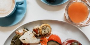 Beitragsbild des Blogbeitrags Frühstück im Café Himmelblau