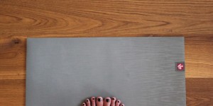 Beitragsbild des Blogbeitrags Yoga: Warum ich täglich meine Matte ausrolle…