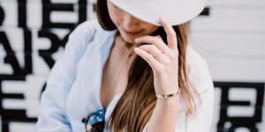 Beitragsbild des Blogbeitrags Lifestyle: Nomade Moderne – Bespoke Hats from Vienna