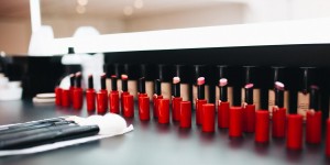 Beitragsbild des Blogbeitrags Beauty: Armani Ecstasy Shine – 24 hours in Paris with Giorgio Armani 