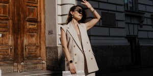 Beitragsbild des Blogbeitrags How To Wear: The Sleeveless Blazer