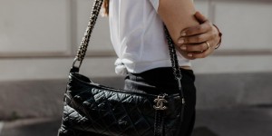 Beitragsbild des Blogbeitrags OUTFIT: The Midi Skirt