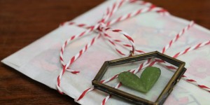 Beitragsbild des Blogbeitrags Gutscheinverpackung mit Herz – 5 alternative Verpackungsideen