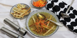 Beitragsbild des Blogbeitrags Von der Kunst des Resterl-Kochens: Frittatensuppe