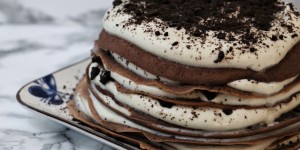 Beitragsbild des Blogbeitrags Pinspiration: Palatschinken Oreo Schichttorte 