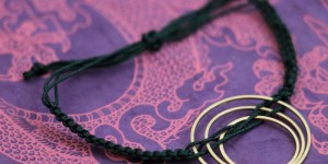 Beitragsbild des Blogbeitrags dreifacher Kreis Armband