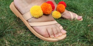 Beitragsbild des Blogbeitrags Pom Pom Schuhe 