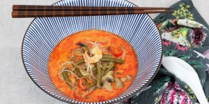 Beitragsbild des Blogbeitrags so einfach machst du dir eine schnelle Asia Suppe