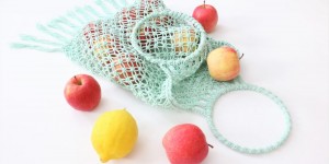 Beitragsbild des Blogbeitrags DIY Makramee Obstnetztasche mit runden Henkeln 