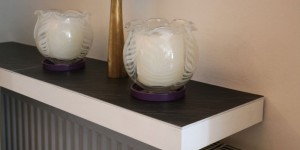 Beitragsbild des Blogbeitrags Wandregal Upcycling mit Fliesen
