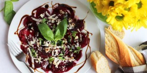 Beitragsbild des Blogbeitrags Rote-Rüben-Carpaccio