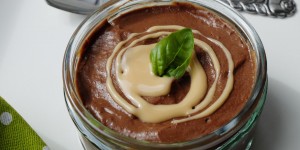 Beitragsbild des Blogbeitrags Avo-Schoko-Creme