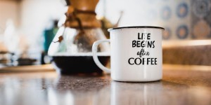 Beitragsbild des Blogbeitrags Coffeestation: In 3 Schritten zum Coffeeshop-Feeling für daheim 