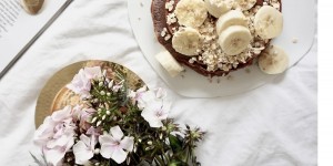 Beitragsbild des Blogbeitrags LIFESTYLE: CHOCOLATE COOKIE PANCAKE RECIPE