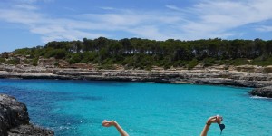 Beitragsbild des Blogbeitrags TRAVEL: MALLORCA DREAMING AND SA NAU VILLAS