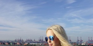 Beitragsbild des Blogbeitrags FASHION: CHOKER MEETS BOMBER JACKET