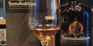 Beitragsbild des Blogbeitrags Bunnahabhain 12yo CS 2021 