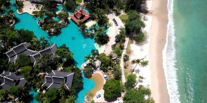 Beitragsbild des Blogbeitrags Thavorn Beach Village Resort & Spa Kamala Phuket – Luxus pur!