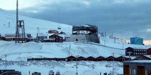 Beitragsbild des Blogbeitrags Spitzbergen Urlaub in der Arktis – Lage, Wissenswertes, Fauna und Flora 