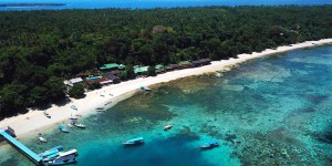 Beitragsbild des Blogbeitrags Bastianos Dive Resort Bunaken Tauchresort im Norden von Sulawesi 