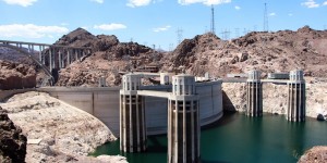 Beitragsbild des Blogbeitrags TRAVEL: Hoover Dam und Lake Mead
