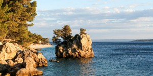 Beitragsbild des Blogbeitrags TRAVEL: Strandurlaub in Brela – die Perle an der Makarska Riviera 