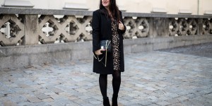 Beitragsbild des Blogbeitrags So style ich mein Leoprint-Kleid