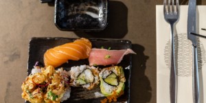 Beitragsbild des Blogbeitrags Memori – das Premium Sushi Lokal feiert mit der längsten Sushi Tafel von Graz