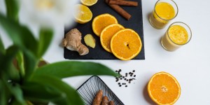 Beitragsbild des Blogbeitrags Ingwer Kurkuma Shot – Vitamincocktail für dein Immunsystem