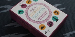 Beitragsbild des Blogbeitrags Verlosung: Übungskarten Yoga Workouts gestalten von Mark Stephens