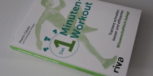 Beitragsbild des Blogbeitrags HIIT – Schnelles Training bei wenig Zeit + Buchtipp 