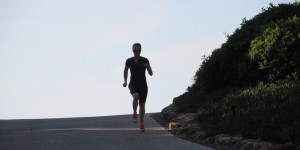 Beitragsbild des Blogbeitrags Outdoor Workout für Läufer – und alle anderen, die ihre Beine & Rumpf trainieren möchten