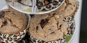 Beitragsbild des Blogbeitrags Schnell & einfach Backen: Bananen-Schoko-Muffins