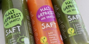 Beitragsbild des Blogbeitrags Einkaufstipp: Kalt gepresste Säfte von Hofer