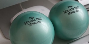 Beitragsbild des Blogbeitrags Schreibtischarbeit mit den Miracle Balls 