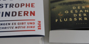 Beitragsbild des Blogbeitrags Veras Buchclub – Lesen im April 2021 