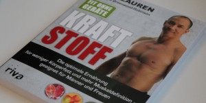 Beitragsbild des Blogbeitrags Buch-Tipp: Fit ohne Geräte – Kraftstoff