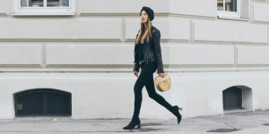 Beitragsbild des Blogbeitrags Outfit: Black Allover Look mit Sock Boots und schwarzem Turban