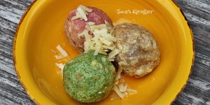 Beitragsbild des Blogbeitrags Rund und g’sund! Knödel Tris 