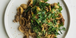 Beitragsbild des Blogbeitrags Dinner for One! Asia Zoodle-Noodles 